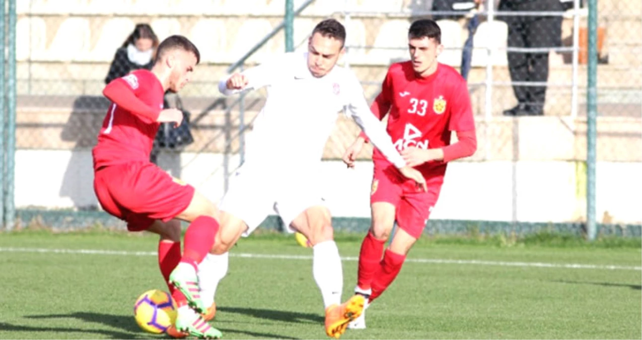 Antalyaspor, Son Hazırlık maçında Partizani ile 1-1 Berabere Kaldı