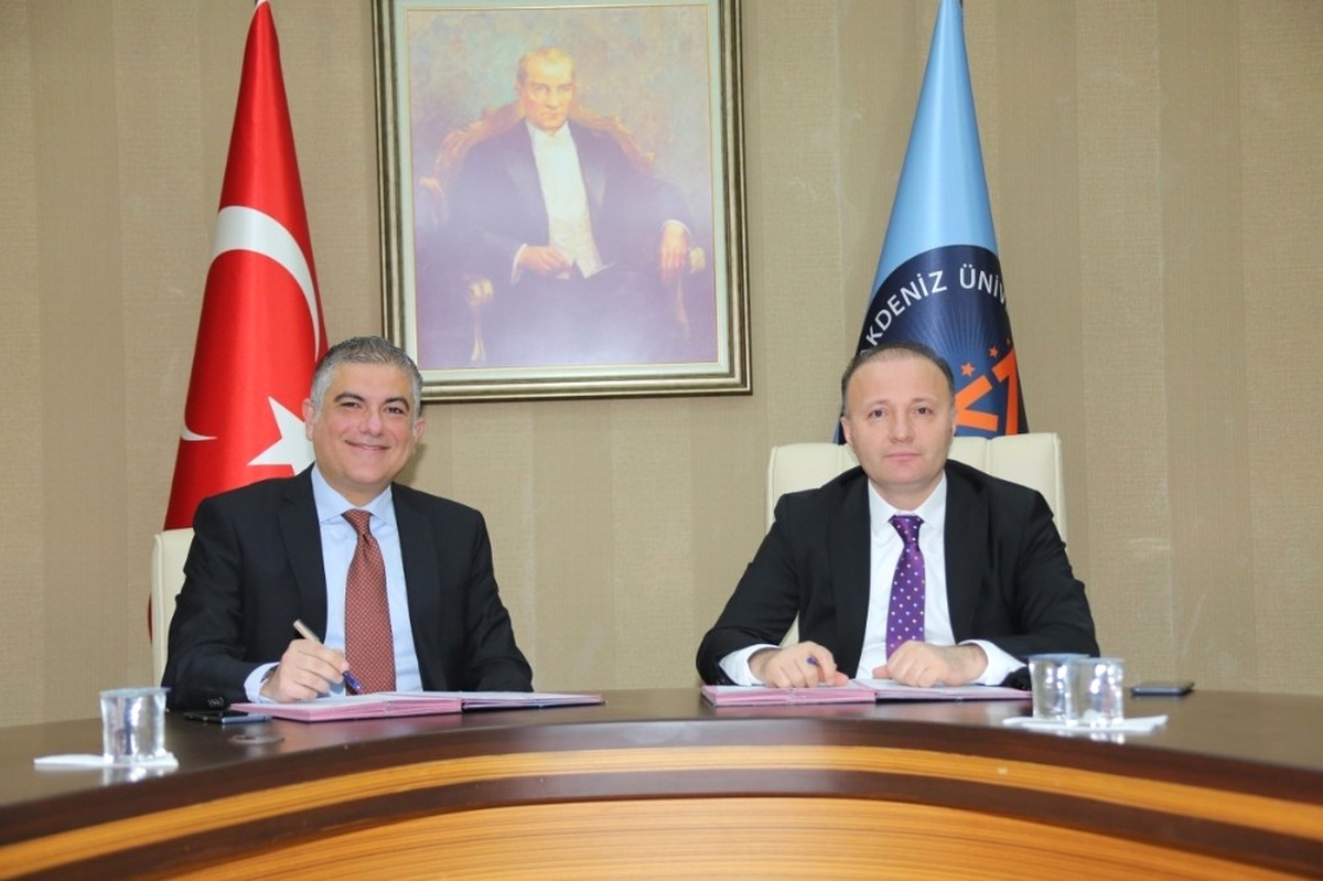 Aü Destekleme Vakfı\'ndan Öğrenci Topluluklarına Destek