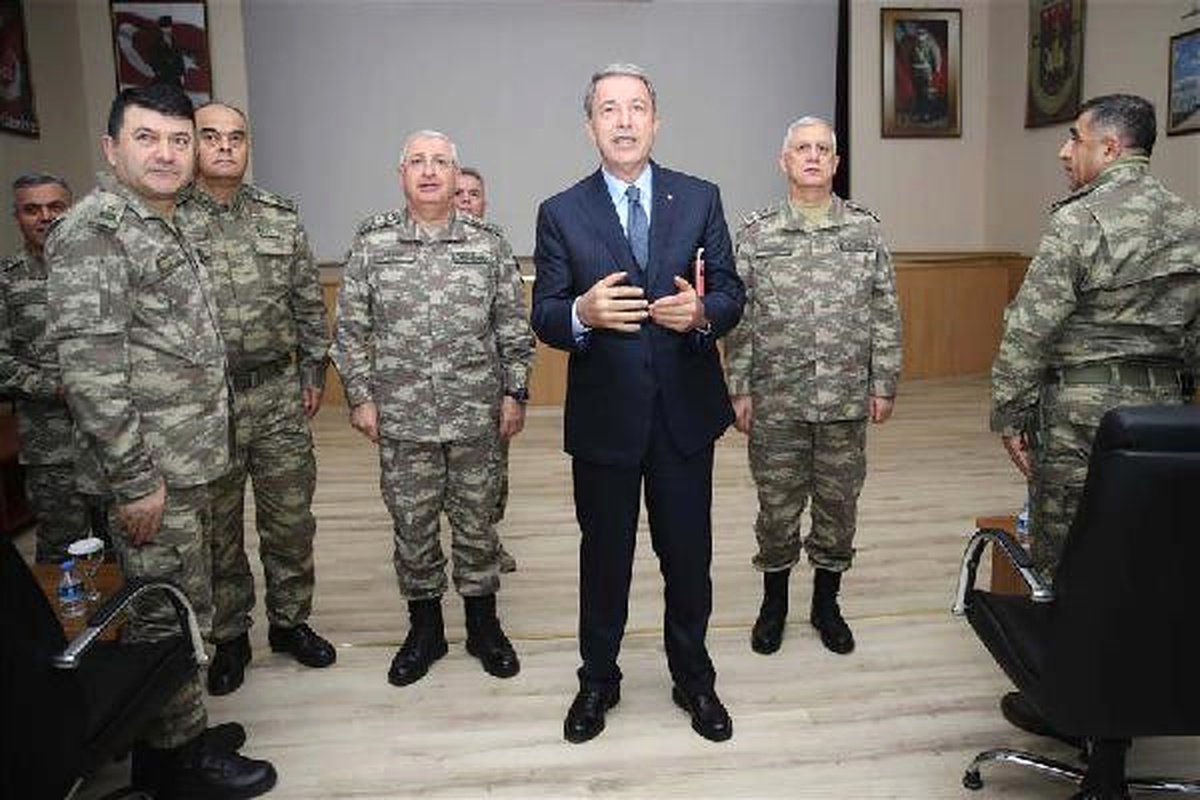 Bakan Akar ve Kuvvet Komutanları, Suriye Sınırında (2)