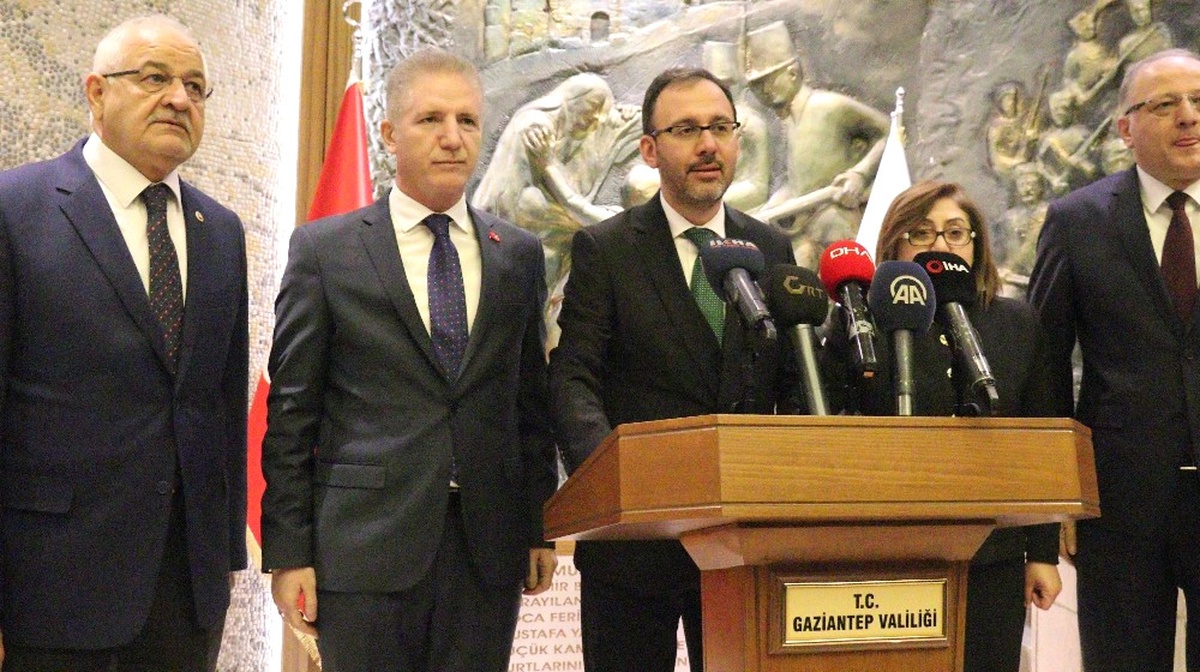 Bakan Kasapoğlu\'ndan Gaziantep Valiliğine Ziyaret