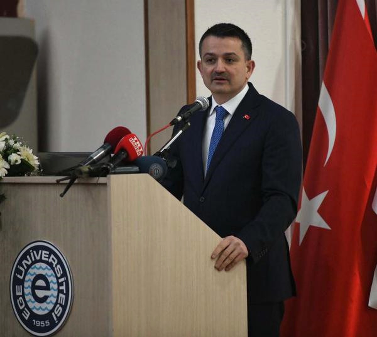Bakan Pakdemirli: Önemli Olan İhracatta Fazlayı Vermektir