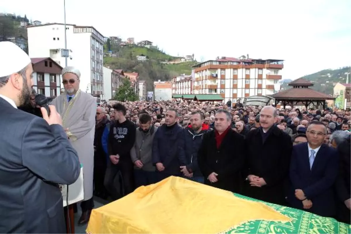 Başdanışman Ahmet Minder\'in Annesi, Son Yolculuğuna Uğurlandı