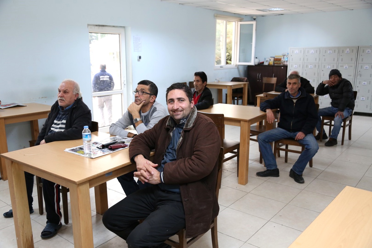 Burası Kimsesizlerin Sıcak Yuvası