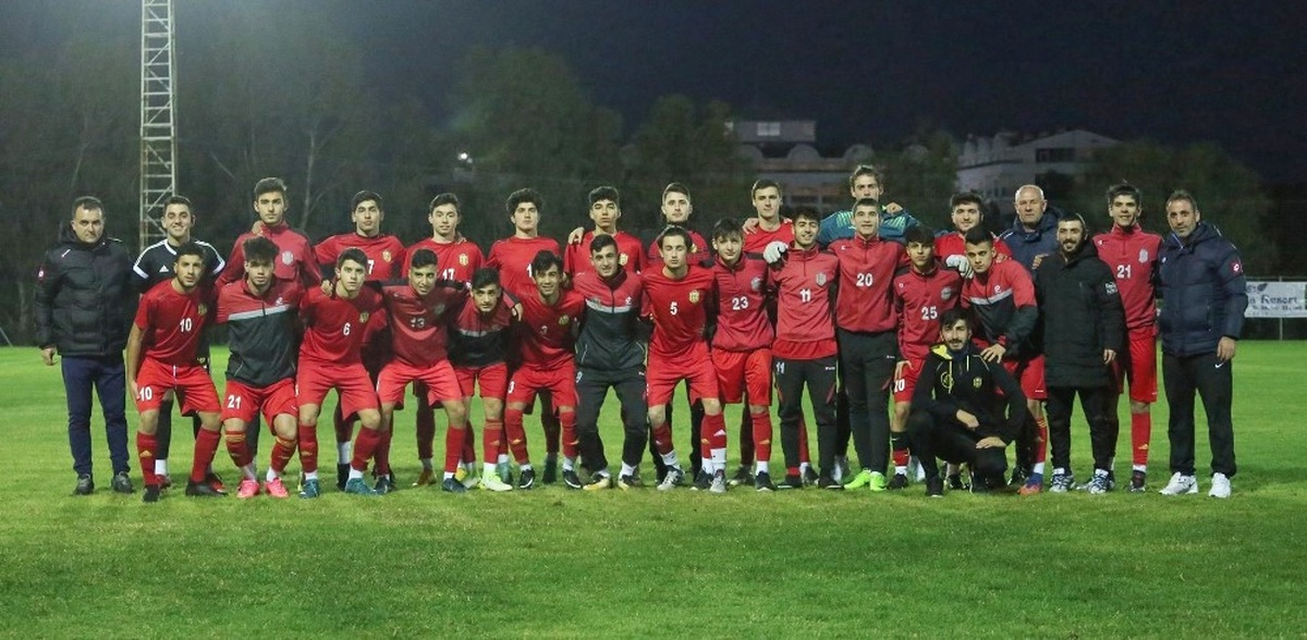 E.yeni Malatyaspor Altyapısına da Antalya\'da Kamp Yaptırdı