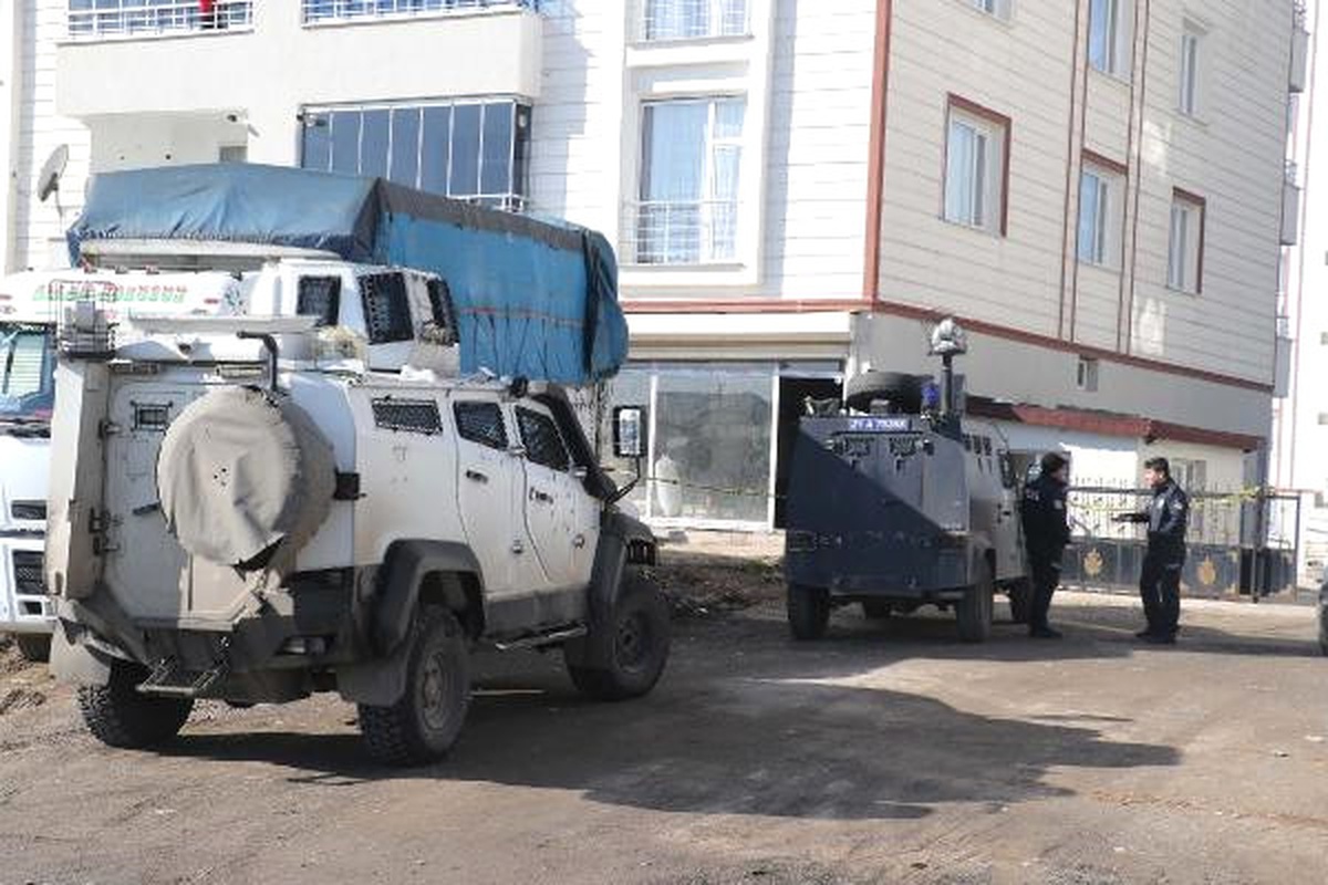 Elinden Düşen Tüfeğin Ateş Almasıyla Öldü