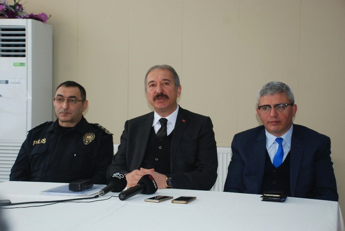 Emniyet Müdürü Topaloğlu\'dan "Kotayı Doldurmak İçin Ceza Kesiliyor" Eleştirilerine Cevap