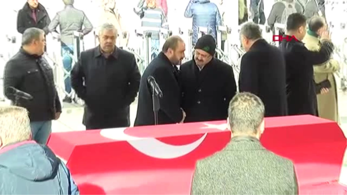 Erdoğan, AK Parti Eski Erzurum Milletvekili Muhyettin Aksak\'ın Cenaze Namazına Katıldı
