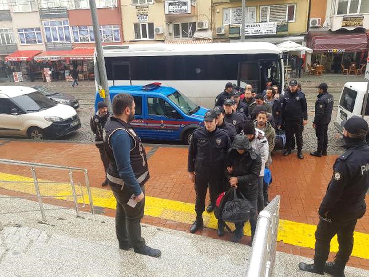 Fetö\'nün TSK Yapılanmasında 16 Kişi Adliyede