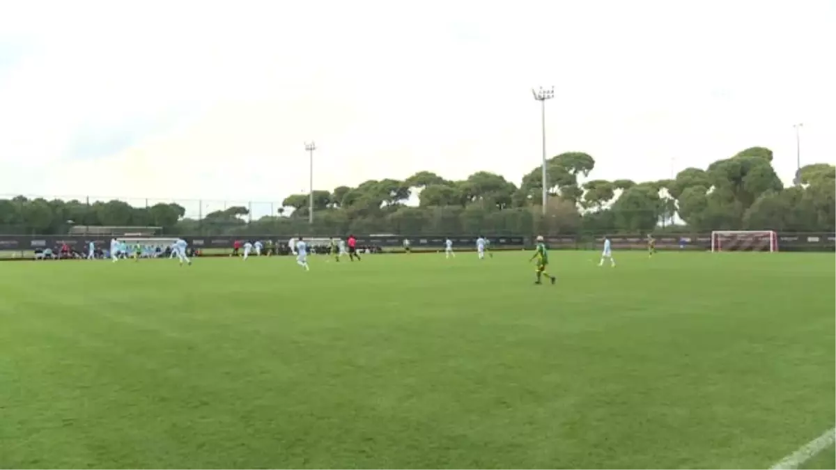 Futbol: Hazırlık Maçı - Medipol Başakşehir: 3 - Ado Den Haag: 1