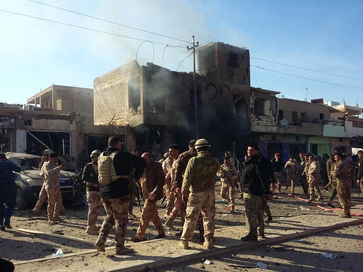 Irak\'ın Kaim Bölgesinde Patlama: 2 Ölü, 25 Yaralı