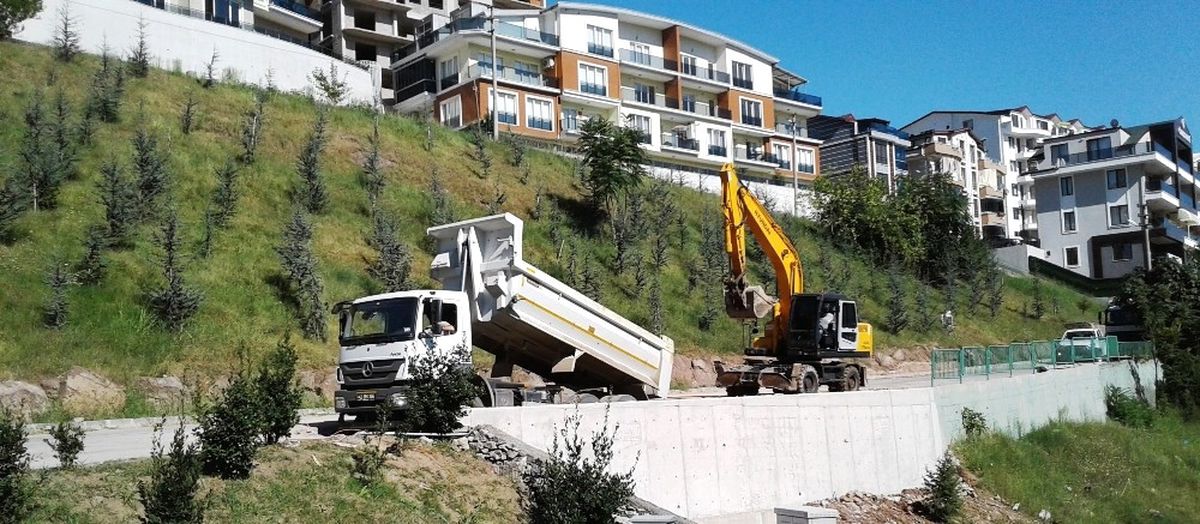İzmit\'te 3 Kilometre Merdiven Yapıldı