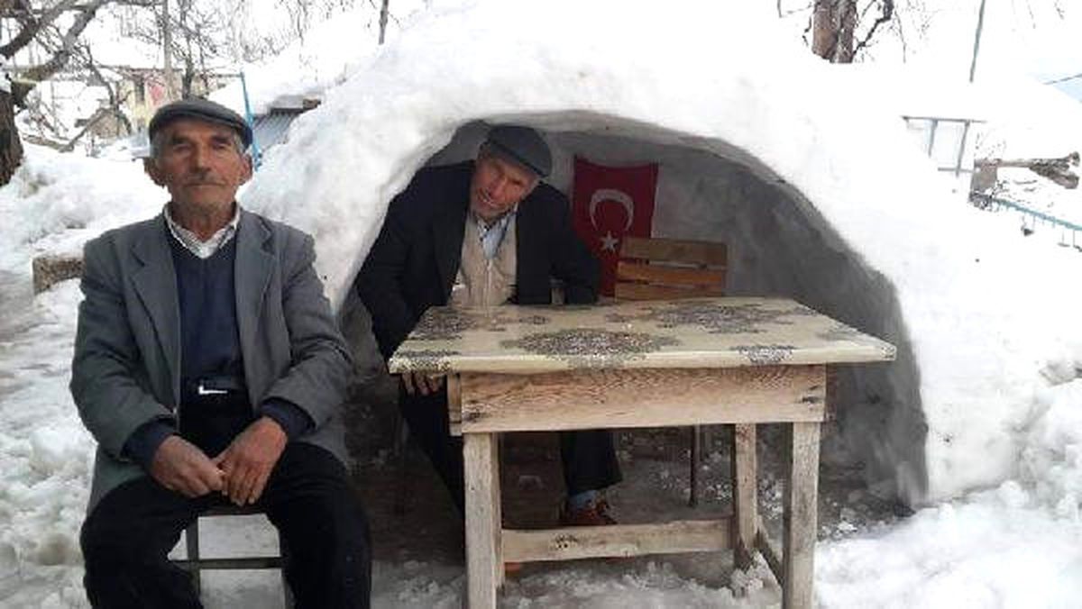 Kahveci Kardeşler İglo Yaptı
