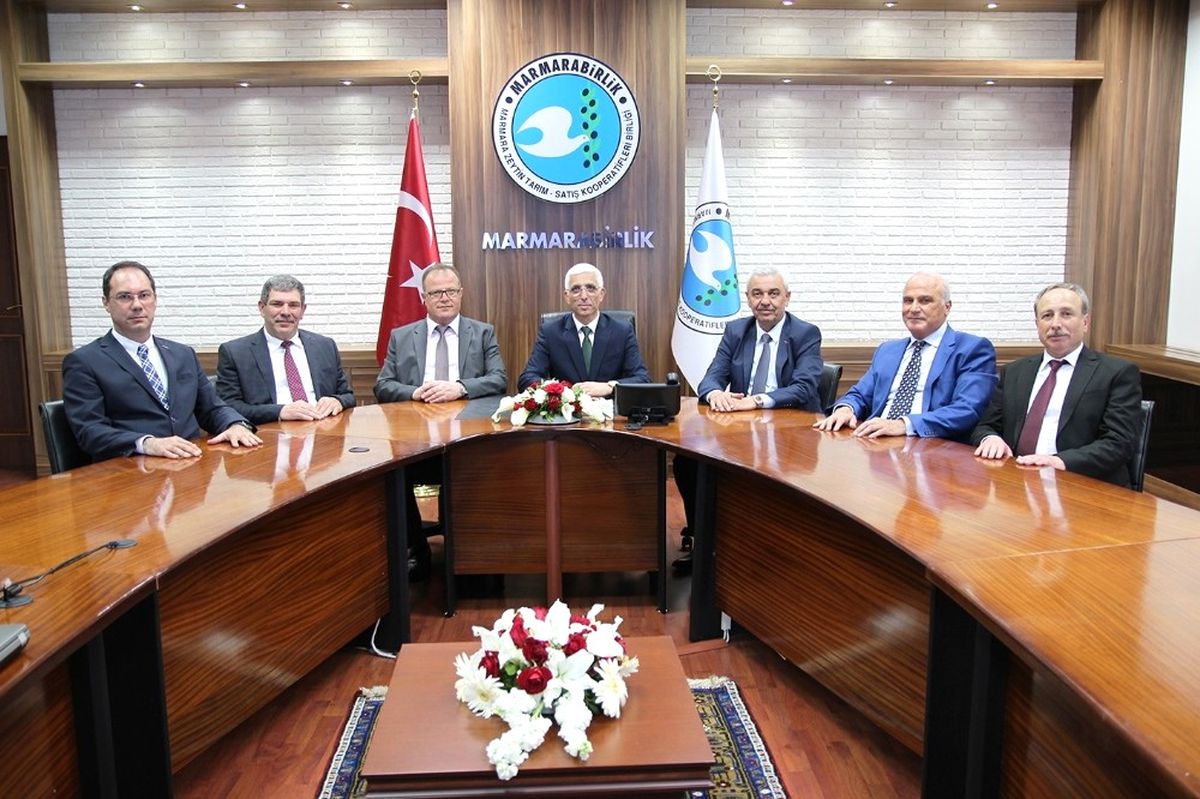 Marmarabirlik\'ten Gübre Desteği