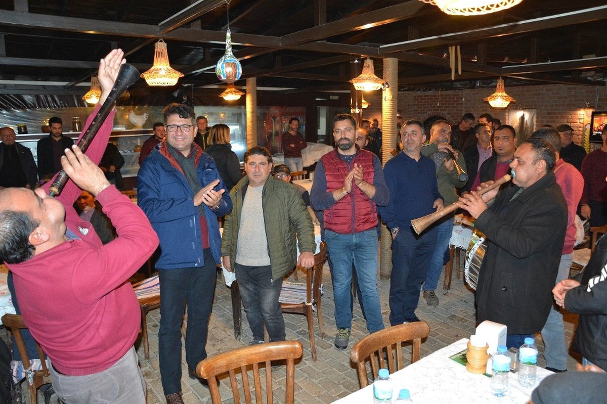 Mehmet Tosun\'u Davul, Zurnayla Karşıladılar