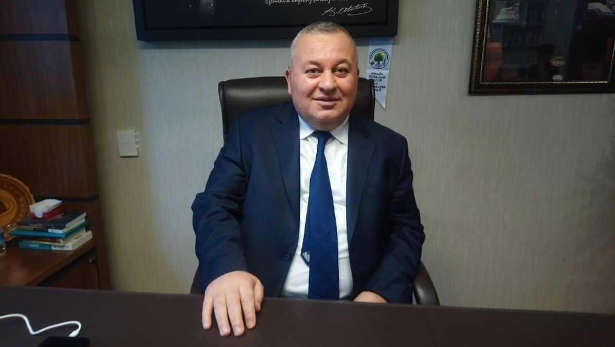 MHP\'li Enginyurt: "Karadeniz Hızlı Tren Bekliyor"