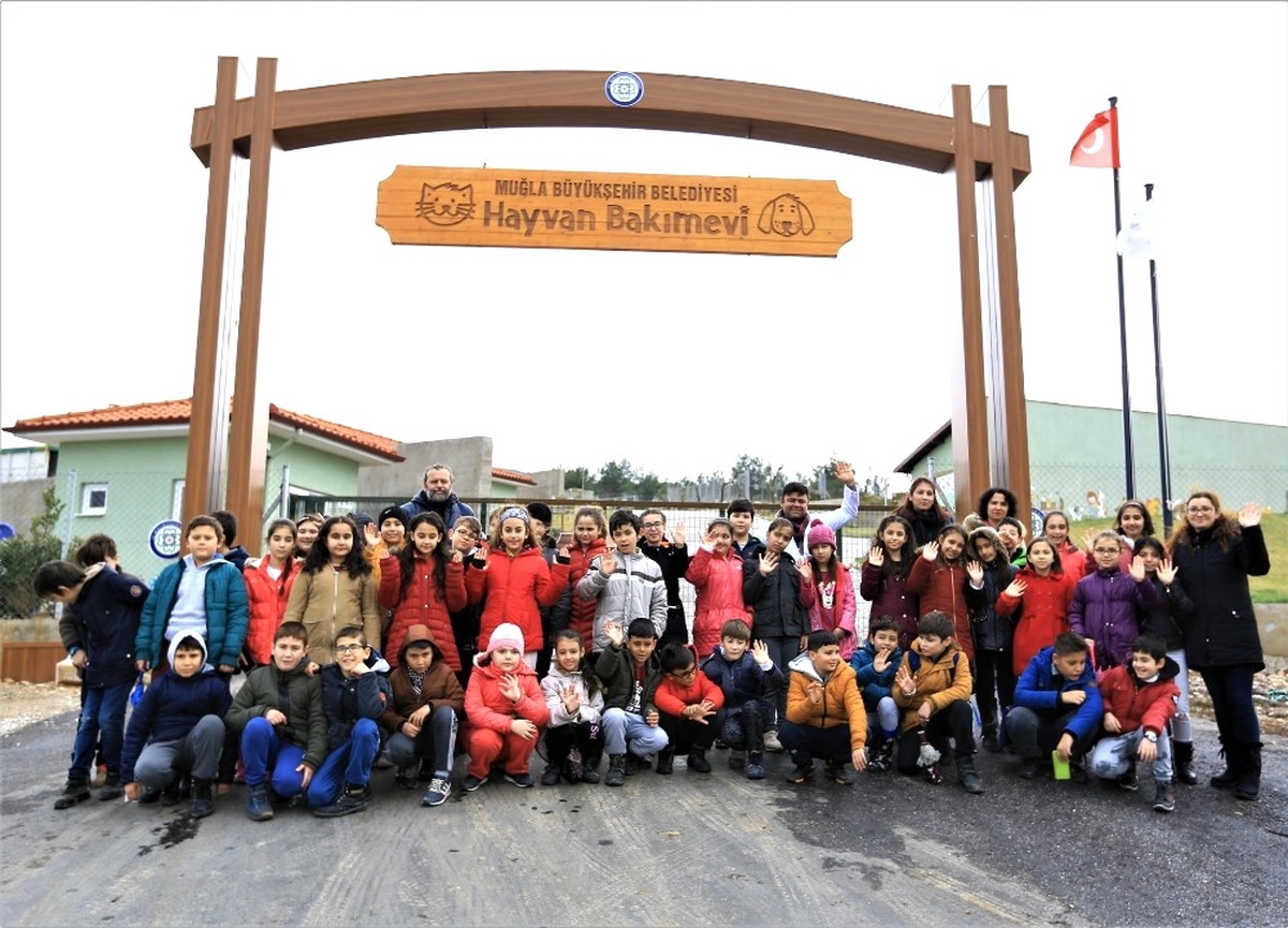 Minik Öğrenciler Can Dostlarını Ziyaret Etti