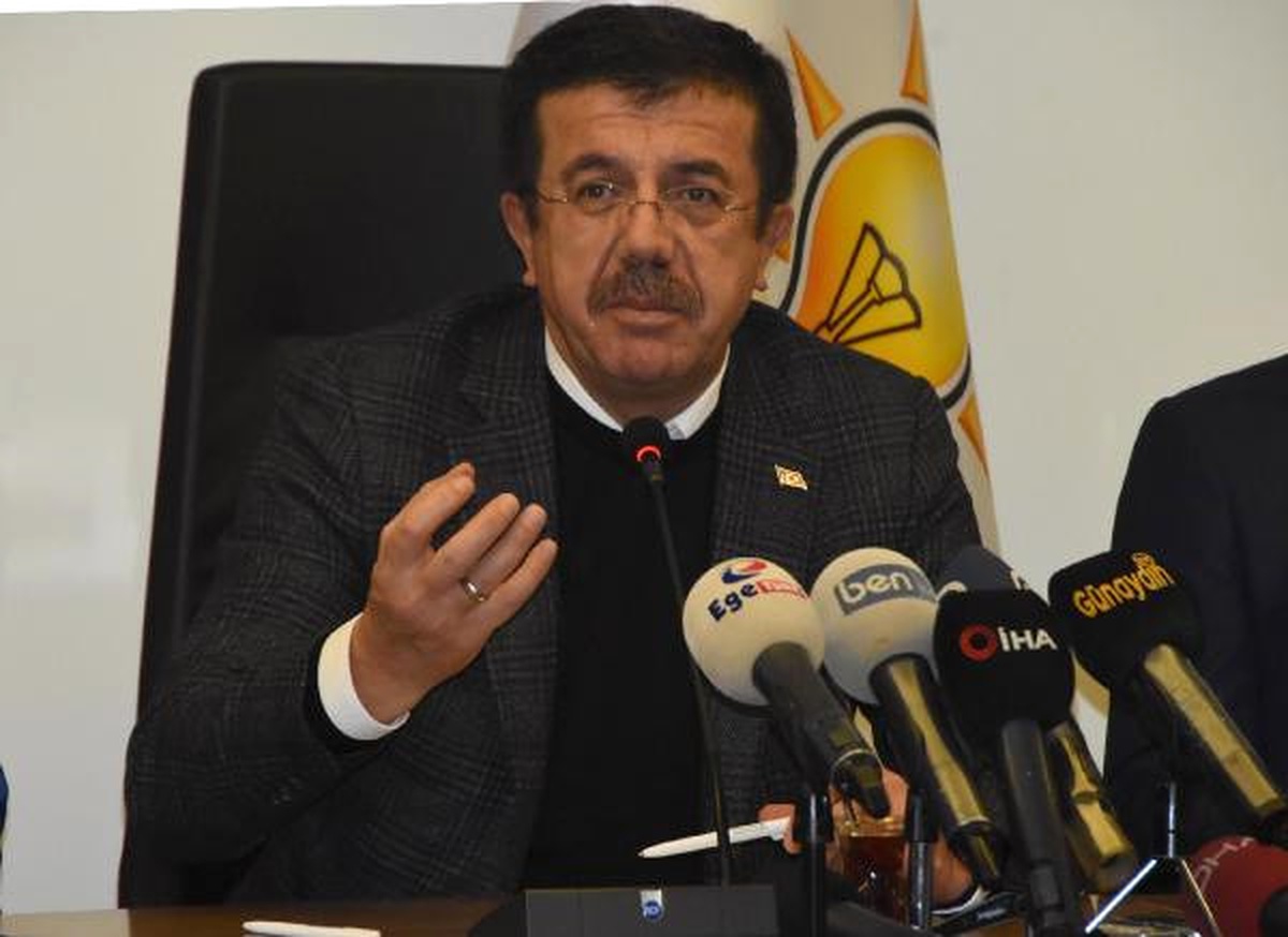 Nihat Zeybekci: İzmir\'in Hikayesinin Peşindeyiz