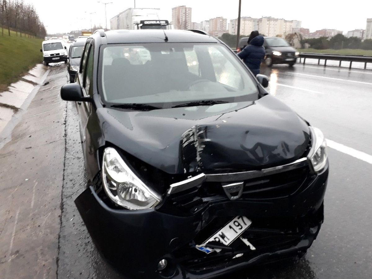 Özel) Tem\'de Trafik Durma Noktasında
