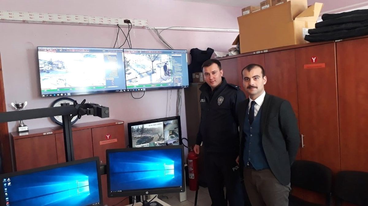 Pazarlar\'a Mobese Sistemi Kuruldu