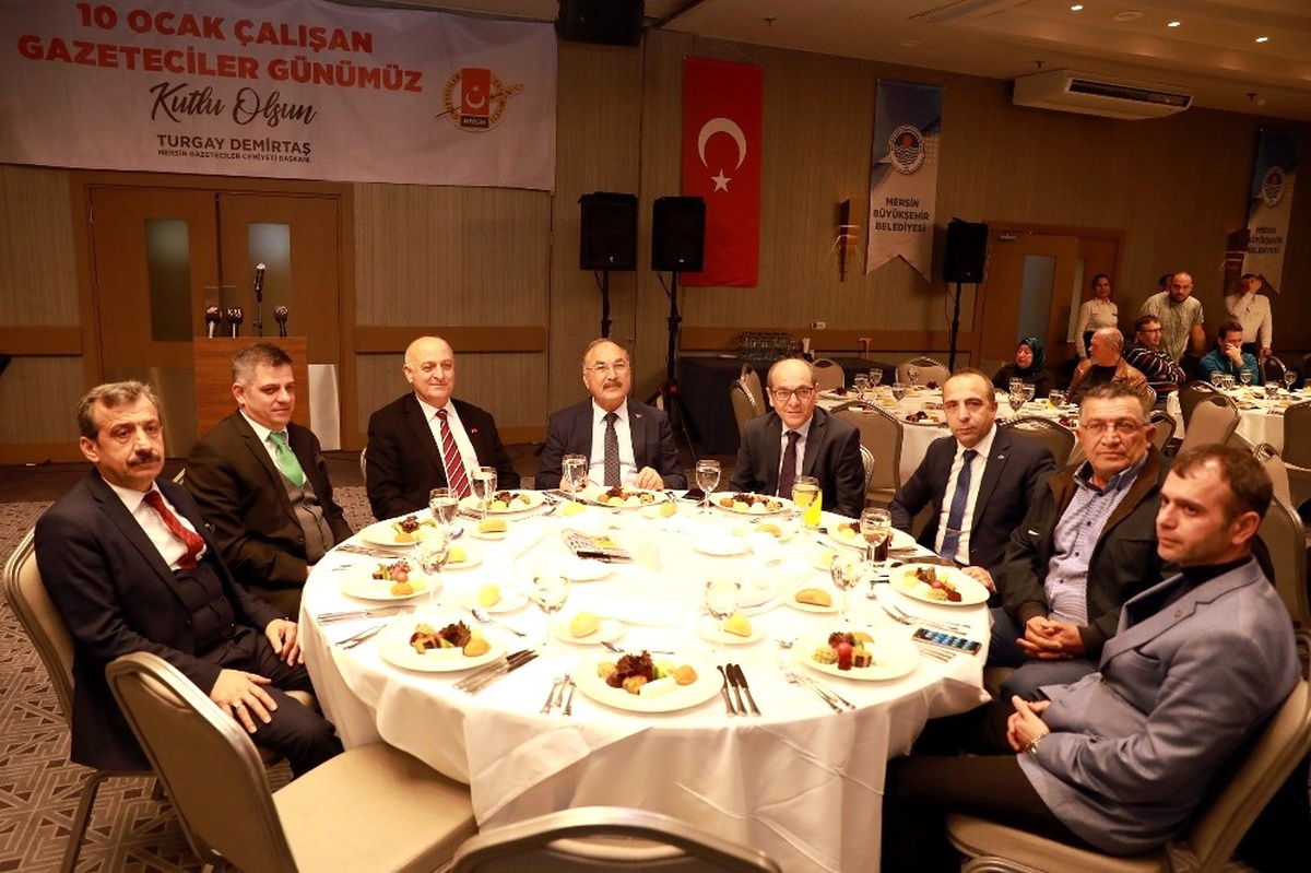 Tufan: "Gazetecilik Her Çağın Dinamik Mesleklerinden Biri"