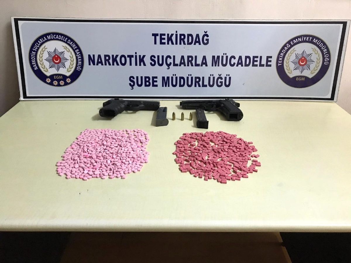 Ücret Karşılığı Uyuşturucu Saklayanlara Operasyon