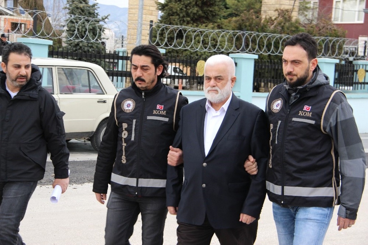 Ünlü Lokantanın Sahibi Fetö\'den Tutuklandı