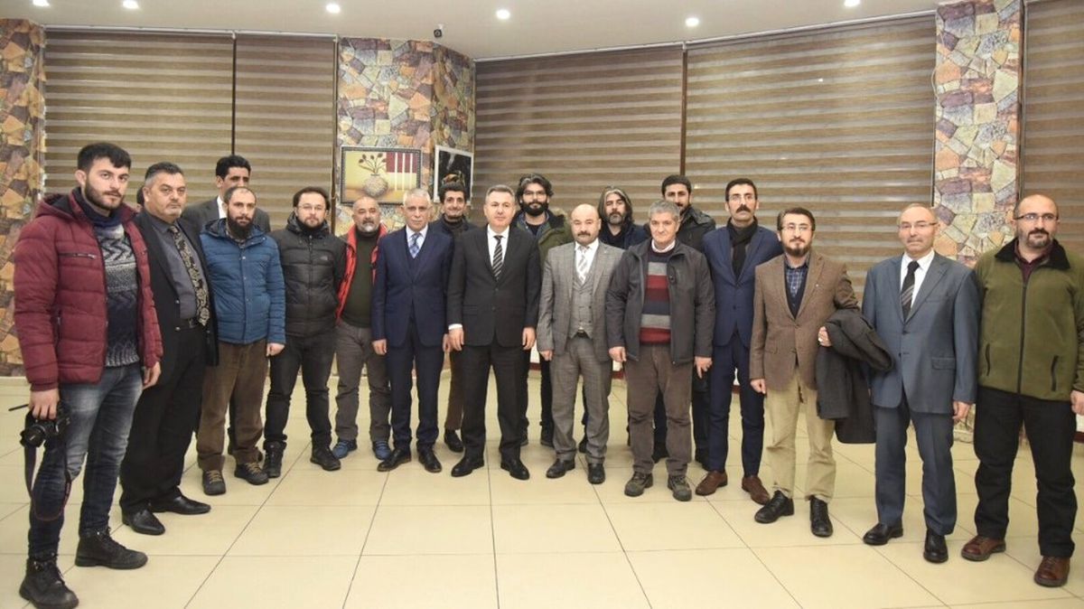Vali Elban Basın Mensupları ile Bir Araya Geldi