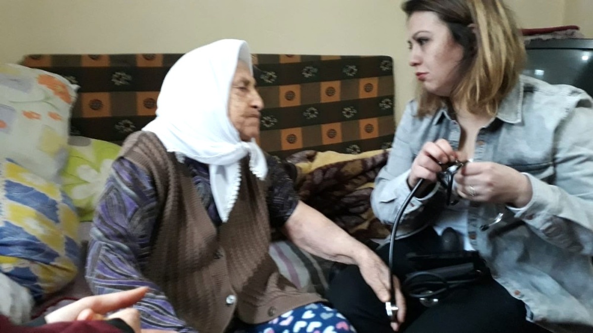 80 Yaşındaki Elmas Dereköy: Bizi Hatırlayan Bile Olmazdı