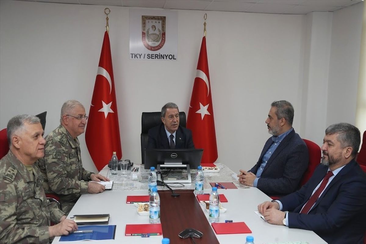Akar, Güler ve Fidan\'dan Sınır Hattında Kritik Toplantı