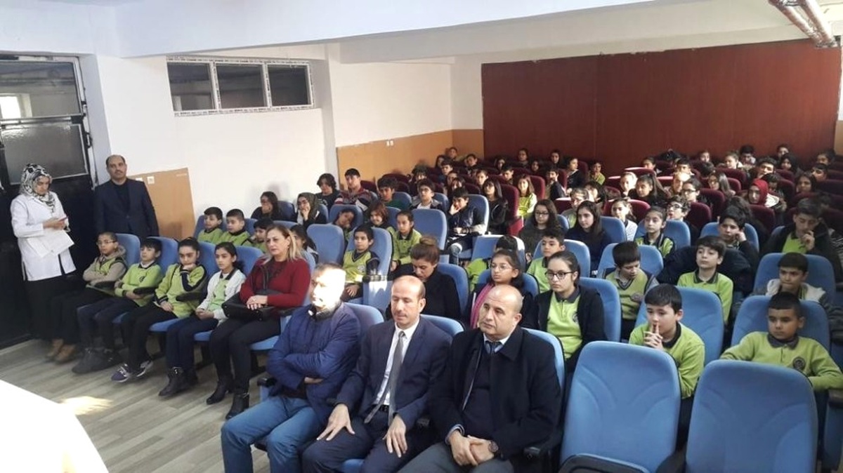 Akedaş Öğrencilere Enerjiyi Verimli Kullanmanın Yollarını Anlattı