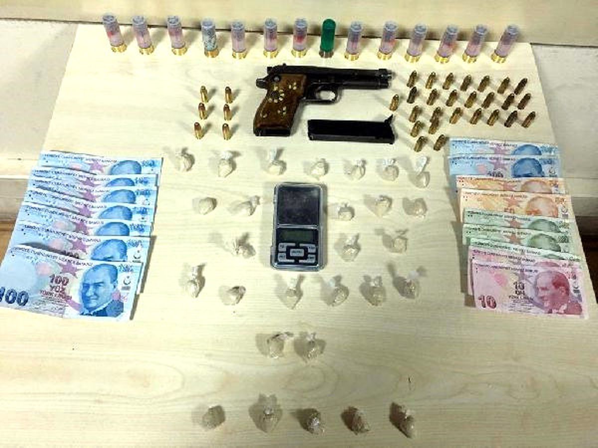 Ankara\'da Uyuşturucu Ticaretine 7 Tutuklama
