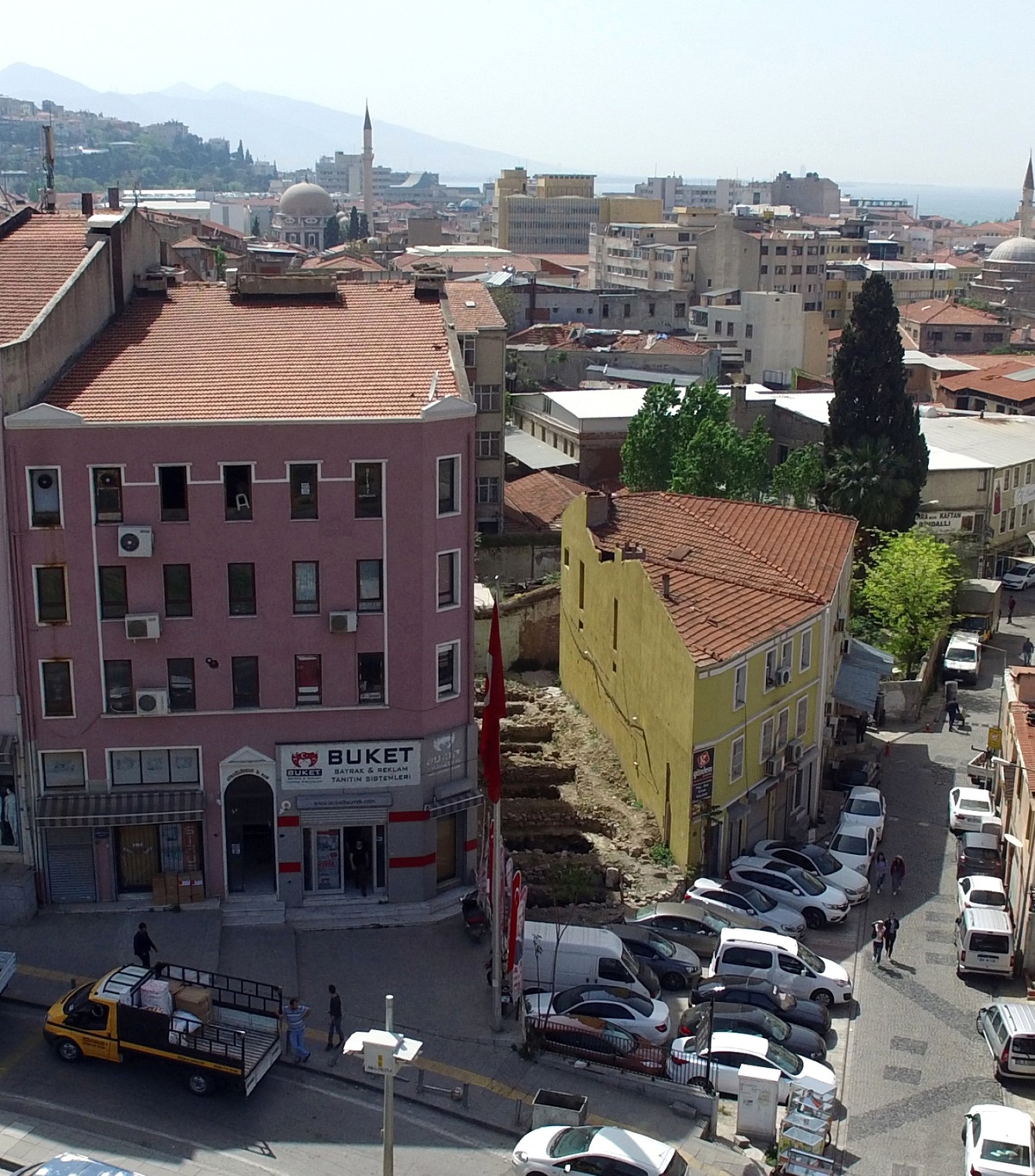 Azizler Sokağı\'na Modern Dokunuş