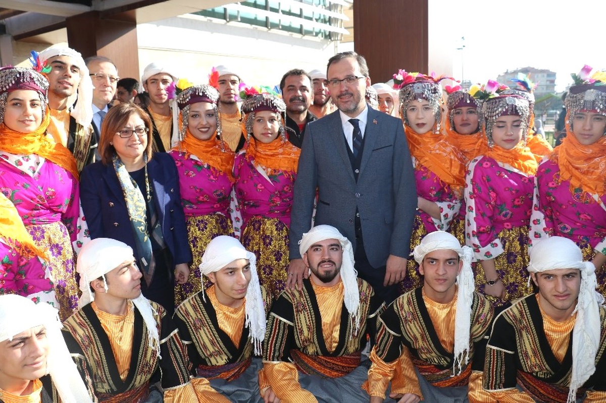 Gençlik ve Spor Bakanı Kasapoğlu: "Türkiye Sportif Tesisleşmede Devrim Yaptı"