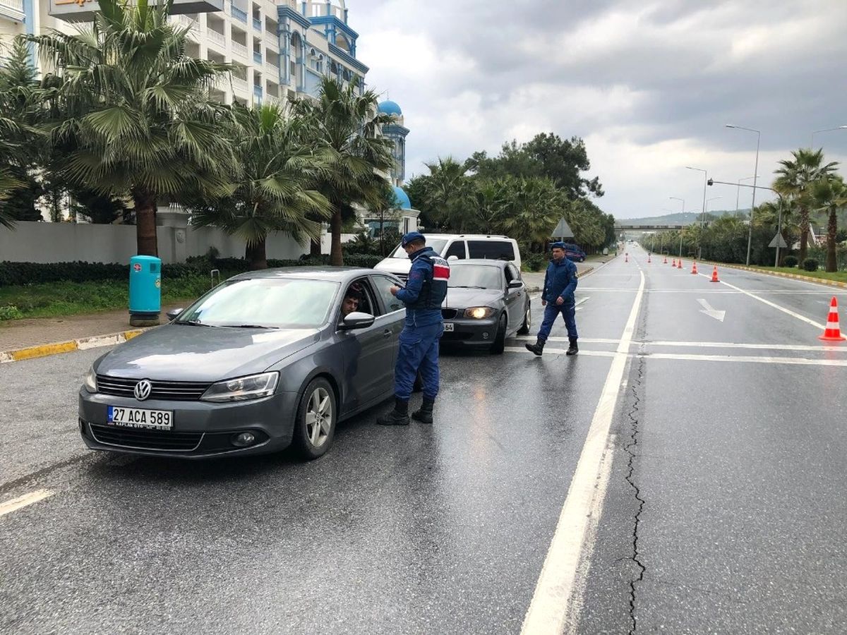 Jandarma\'dan Yol Uygulaması