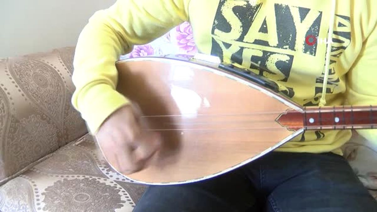 Kanser Hastası Olan Caner\'in Son Dileği Sahnede Türkü Söylemek