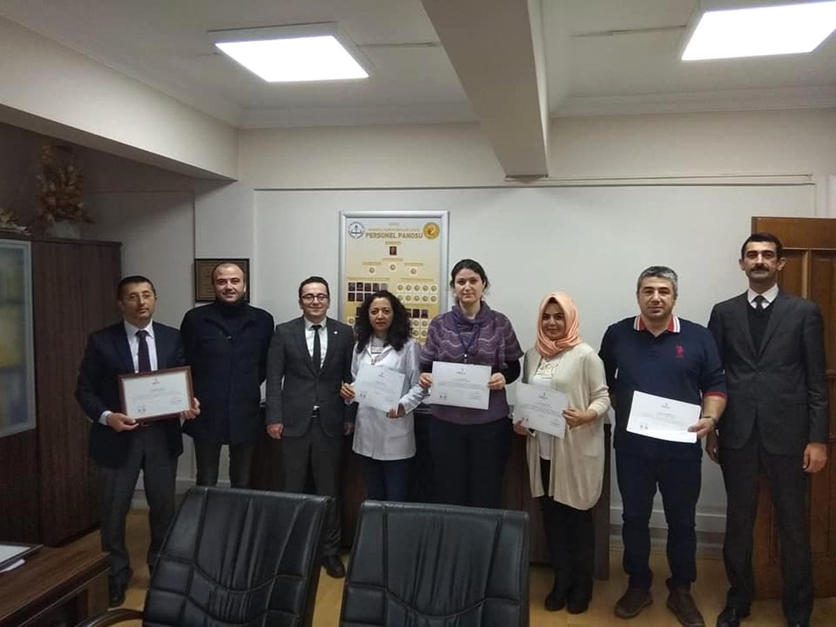 Kızılay\'dan Okula Teşekkür Belgesi