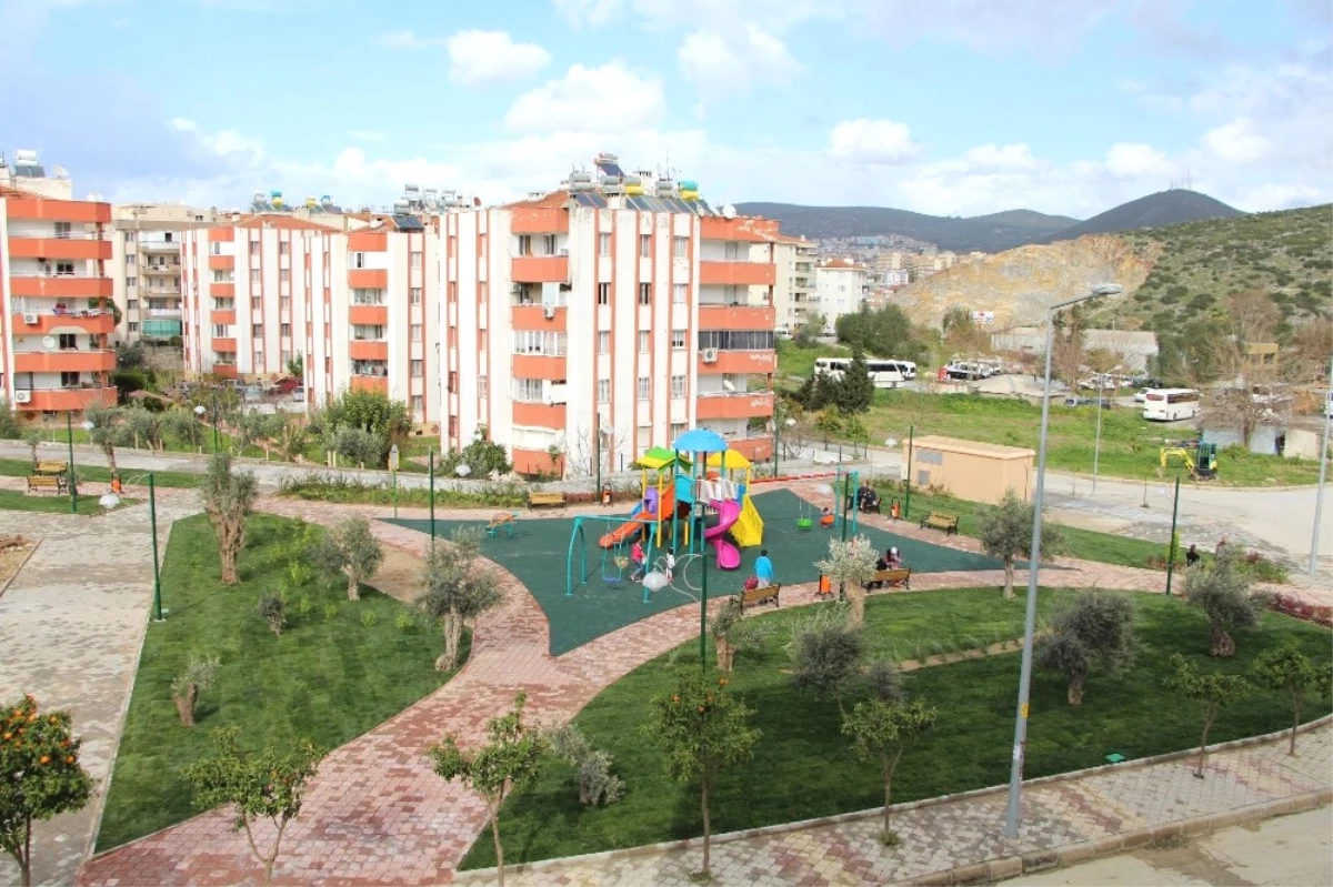 Kuşadası Belediyesinden 4 Yılda 25 Yeni Park