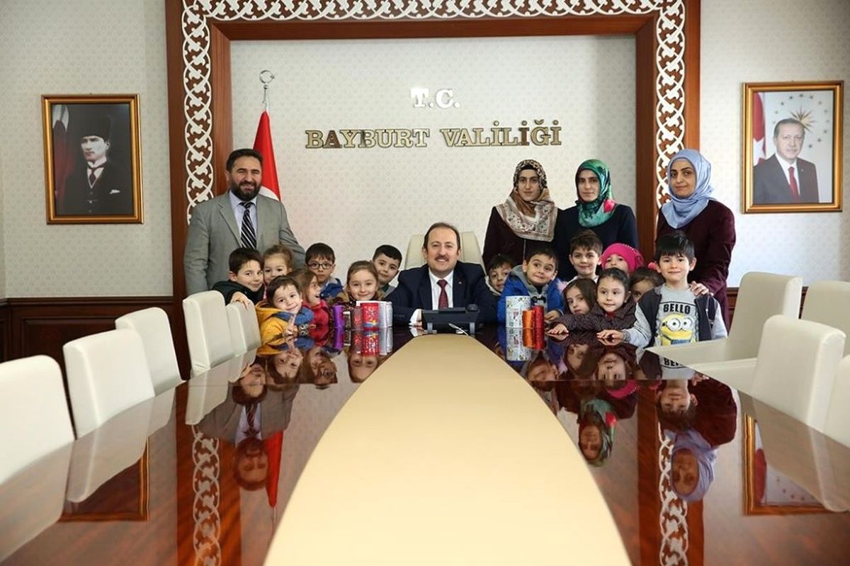 Minik Yüreklerden Anlamlı Bağış