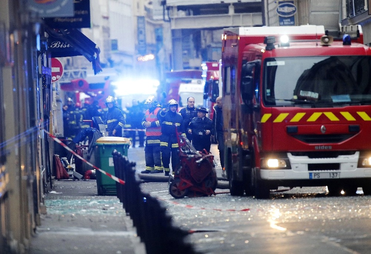 Paris\'te Büyük Patlama: 20 Yaralı