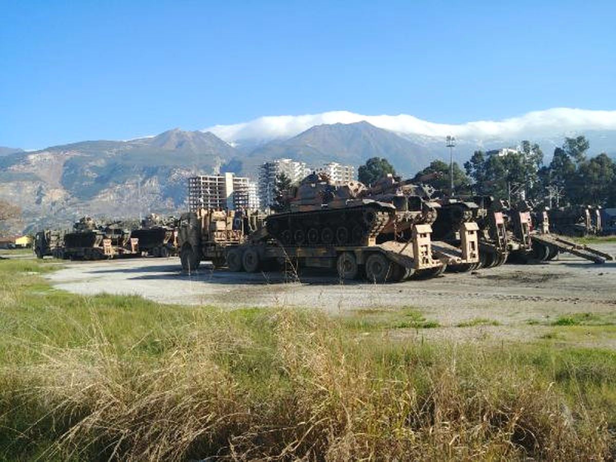 Sınıra Tank Sevkiyatı