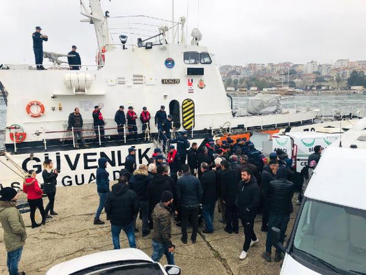 Sinop\'ta Kayıp Balıkçının Cansız Bedenine Ulaşıldı (2)