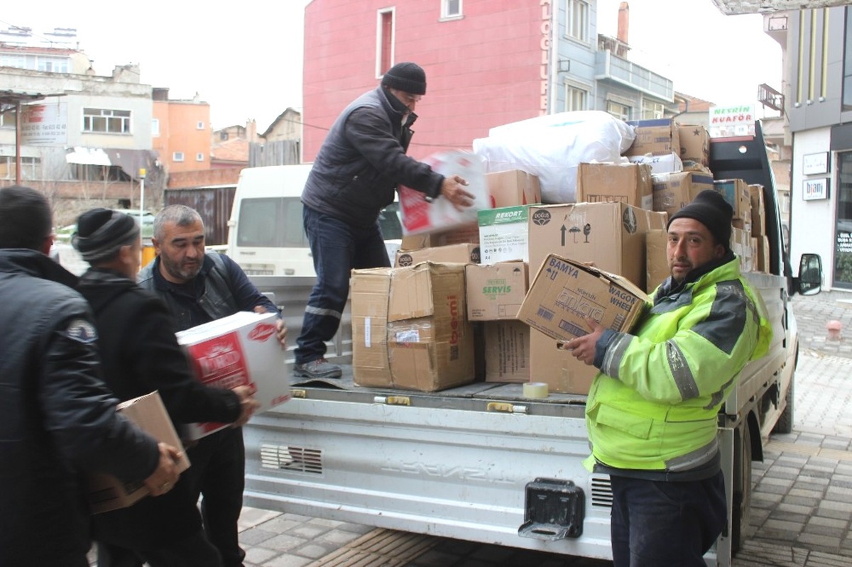 Tırlar, \'Mazlumlar\' İçin Yola Çıktı