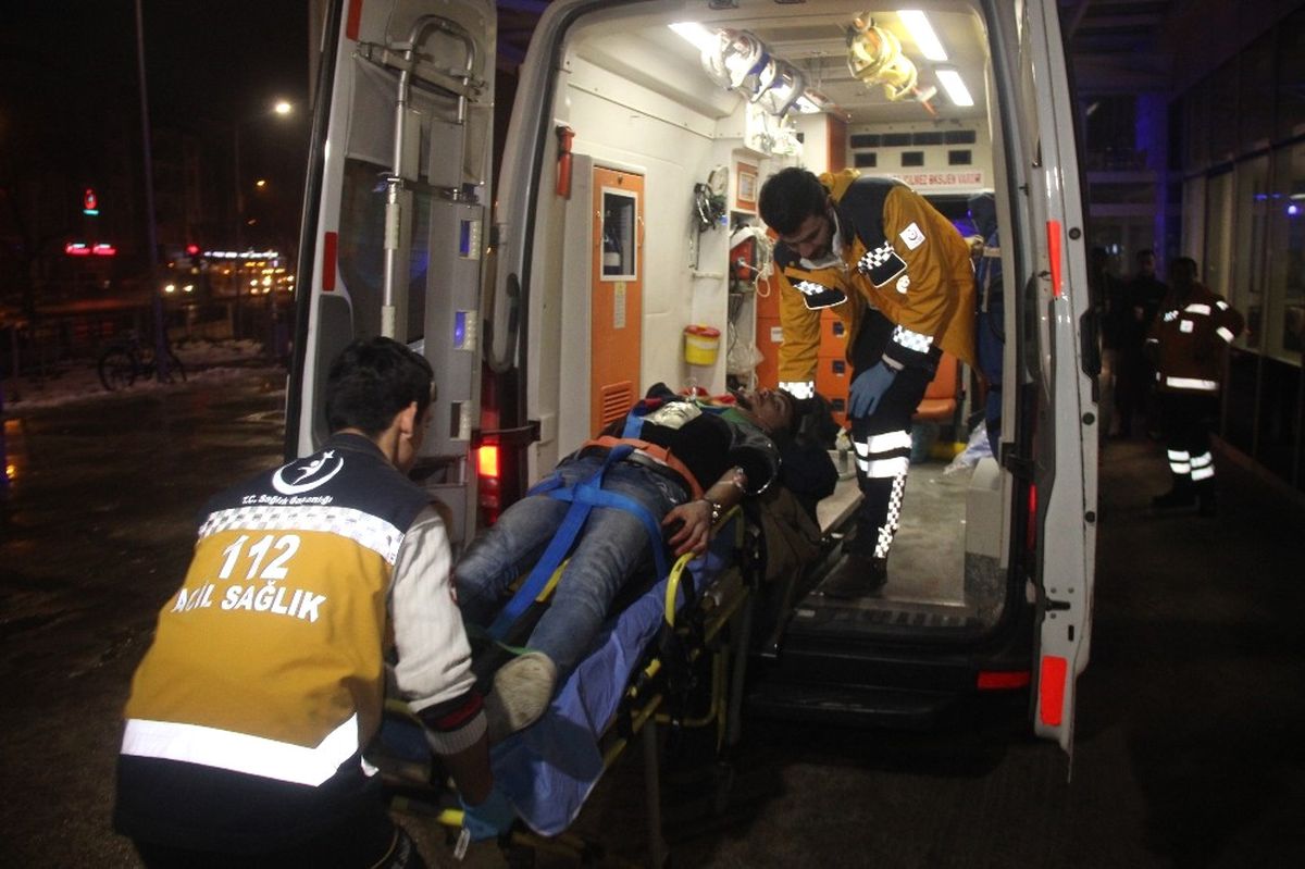 Yarım Saat Arayla Sokakta Vuruldular