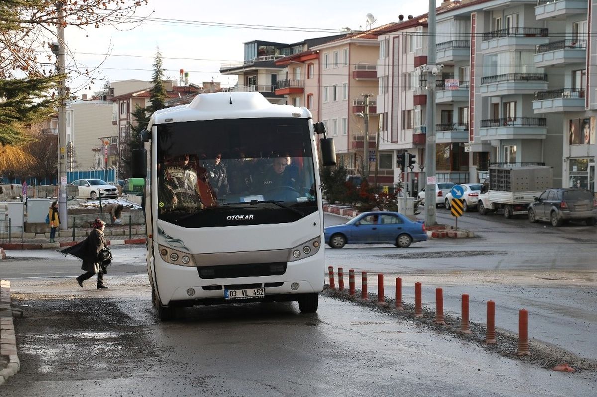 Afyonkarahisar\'da Dolandırıcılar Yakalandı