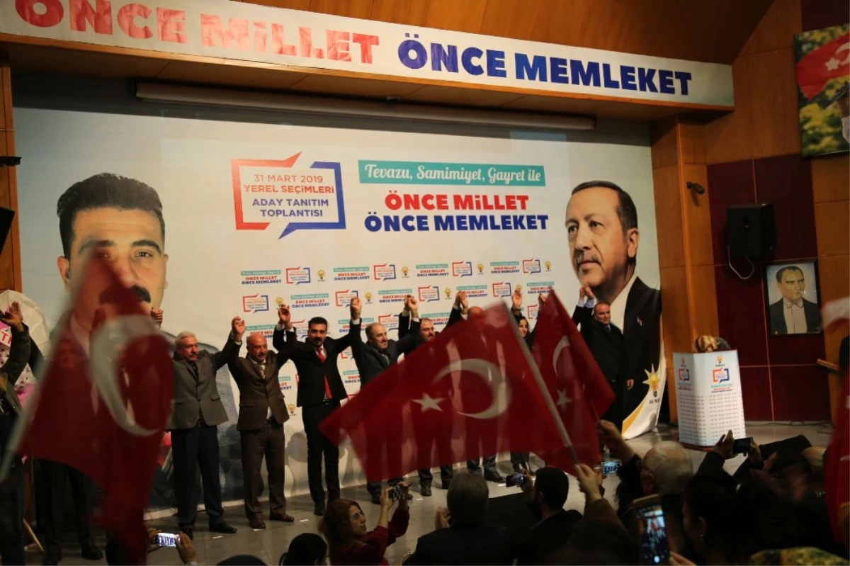 Ak Parti, Tunceli\'de Başkan Adaylarını Tanıttı