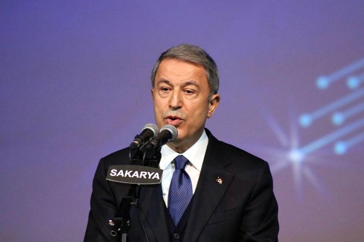 Bakan Akar: "Türkiye Bu Coğrafyada Var Olmak İçin Kendi Silahları ile Caydırıcı, Güçlü ve Başarılı...
