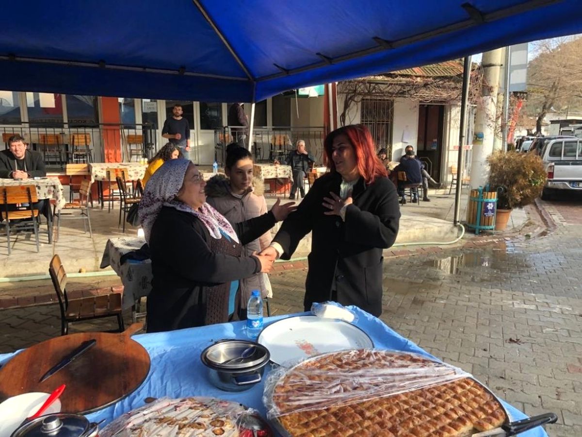 Başkan Çerçioğlu\'ndan Çakırbeyli Pazarı\'na Sabah Ziyareti