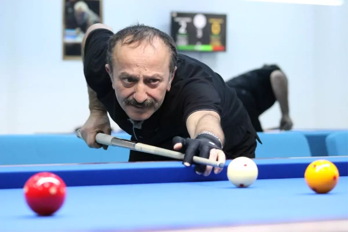 Bilardo İl Birinciliği Başladı