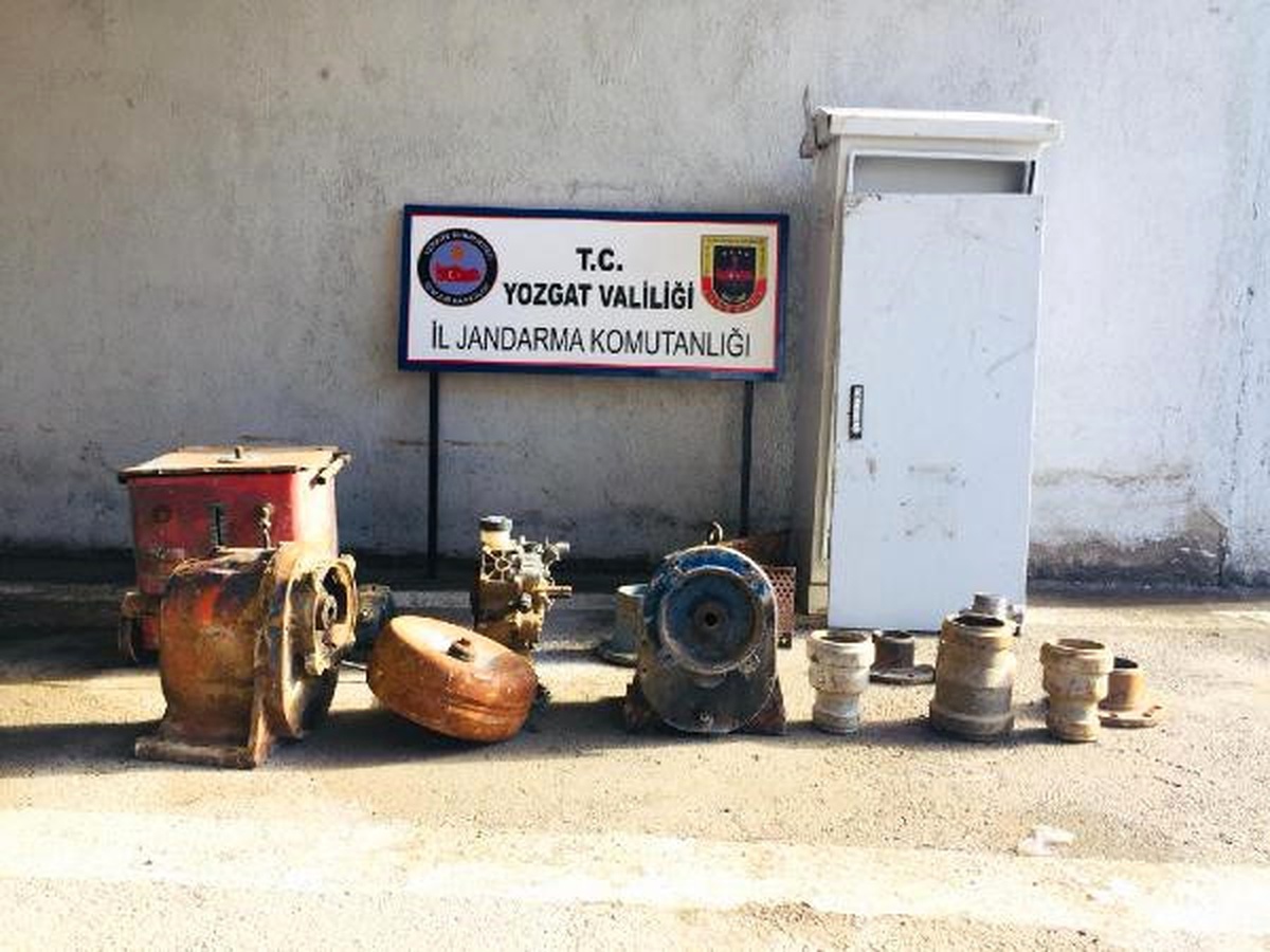 Çaldığı Malzemeleri Hurdacıya Sattı, Yakalandı