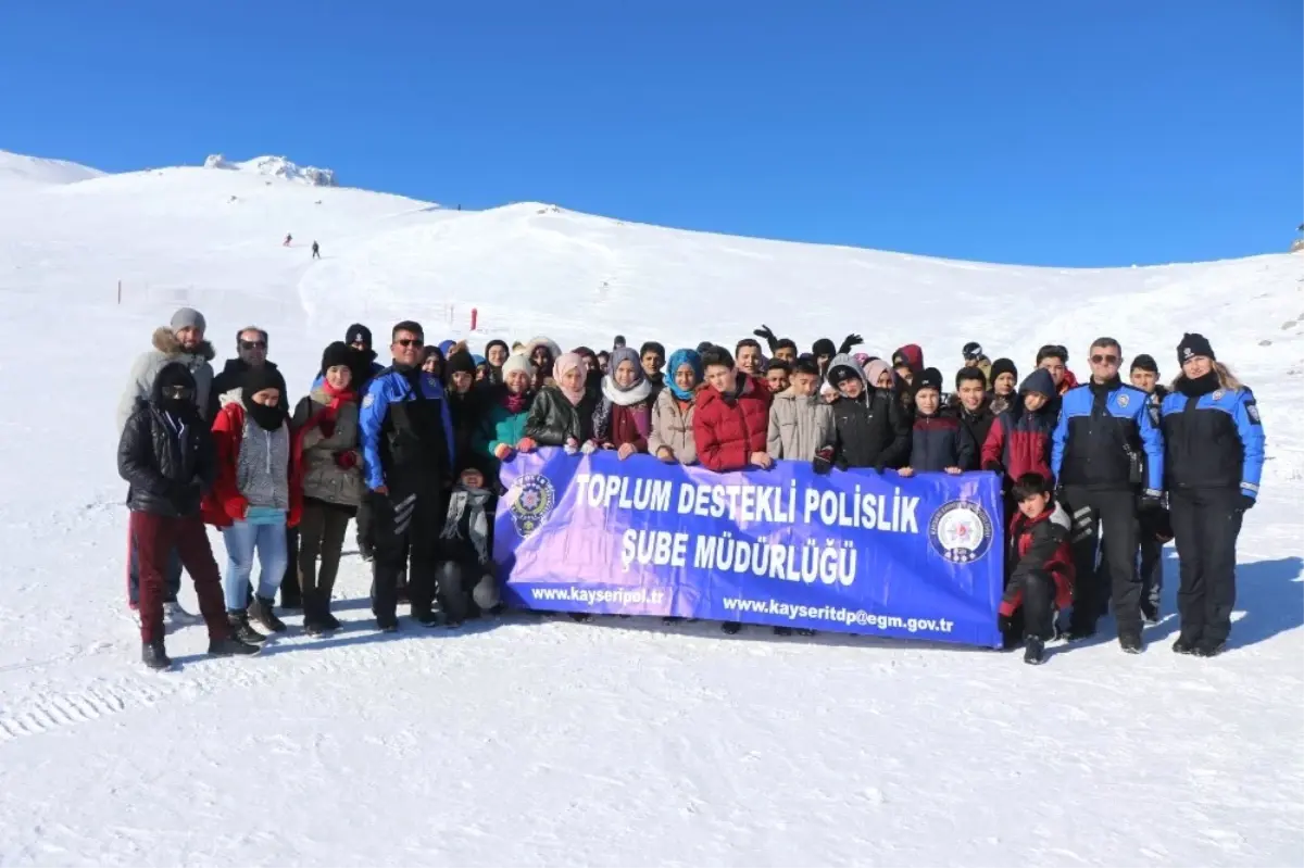 Erciyes\'e İlk Defa Giden Öğrenciler Heyecanlandı